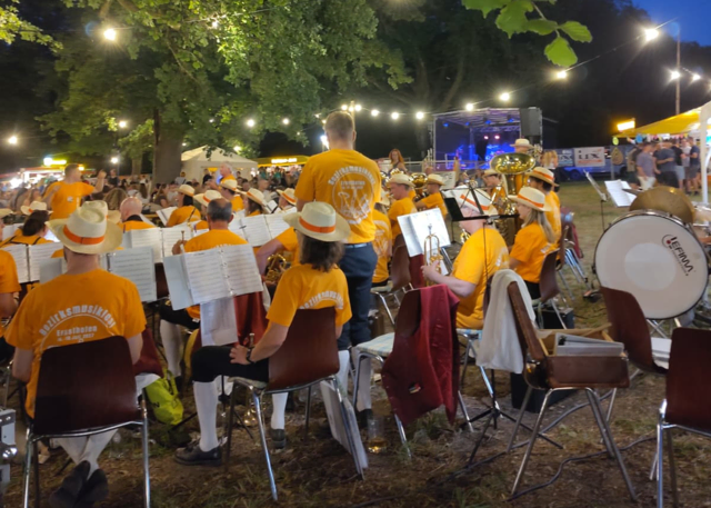Das traditionelle Schlossfest bot ein hochkarätiges, abwechslungsreiches Programm voller Musik, Party und bester Stimmung. | Foto: Musikverein Erla