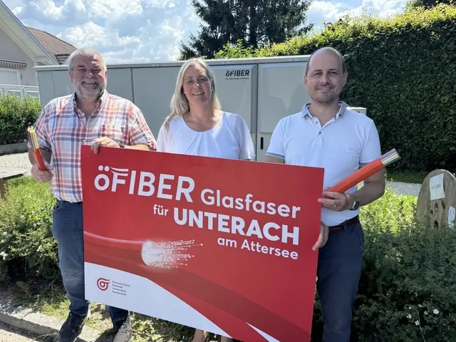 Bürgermeister Georg Baumann, öGIG-Projektleiterin Magdalena Lederer und Amtsleiter Stefan Häupl (v.l.).
 | Foto: öGIG
