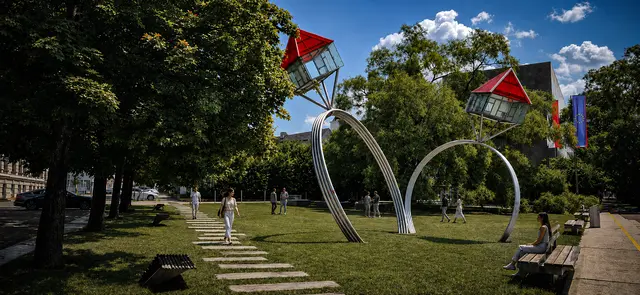 So soll der Leobener Rathausvorplatz nach der Sanierung aussehen. | Foto: leorpess/KI-modifiziert