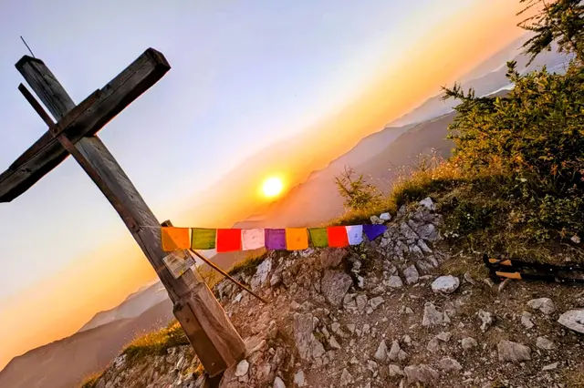 Ein besonderes Bergerlebnis: Sonnenaufgang auf der Postalm. | Foto: Gruber