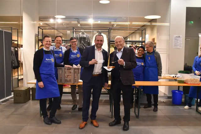 Der Rotary Club Kufstein lud auch 2026 zum Fastensuppen-Essen in die Kufstein Galerien.  | Foto: Barbara Fluckinger