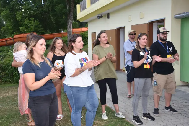 Bei der Ferienaktion „Move it“ der Jugendzentren Grein und Schwertberg im Greiner Freibad gab es viel zu erleben und noch mehr Spaß. | Foto: Robert Zinterhof