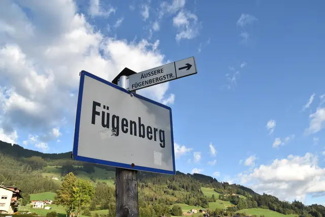 In Fügenberg stürzte eine 50-jährige Deutsche mit ihrem E-Bike und zog sich Verletzungen unbestimmten Grades zu. | Foto: Haun