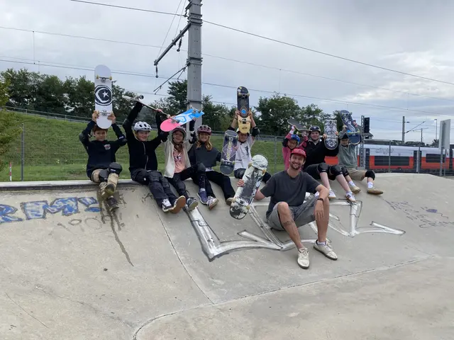 Der Skateboard-Kurs des Jugendzentrums Wolfsberg bietet Kindern und Jugendlichen die Möglichkeit, gemeinsam Spaß zu haben. | Foto: Stadtgemeinde Wolfsberg