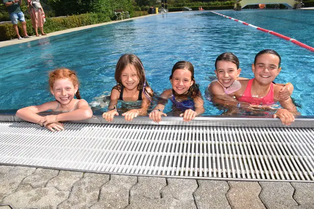 Bei der Ferienaktion „Move it“ der Jugendzentren Grein und Schwertberg im Greiner Freibad gab es viel zu erleben und noch mehr Spaß. | Foto: Robert Zinterhof