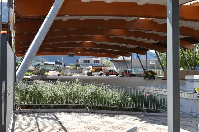 Der Eislaufplatz beim Freizeitzentrum "Hallo du" in Ebbs muss erneuert werden.  | Foto: Barbara Fluckinger