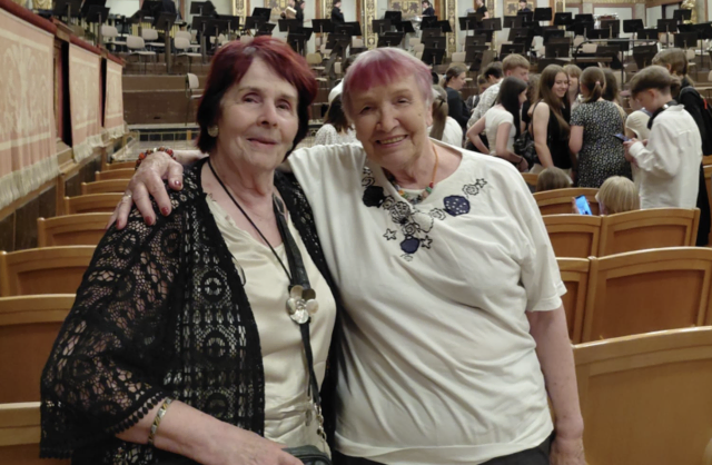 Agnes und "Sissi" bei einem gemeinsamen Besuch im Theater. | Foto: agnes thinschmidt
