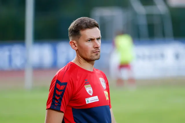 KSV-Trainer Mario Grgic: Ernste Miene, aber viel Optimismus für die kommende Saison | Foto: GEPA pictures