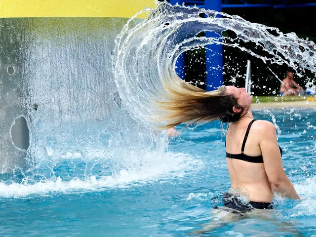 Die Mehrheit ist nicht so sehr für Freibad-Besuche zu begeistern. | Foto: Santrucek