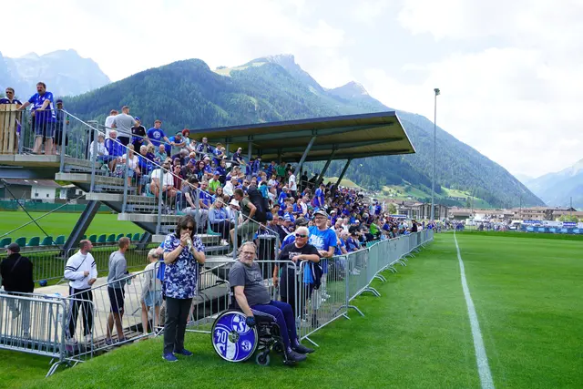Blau-weiß soweit das Auge reicht! | Foto: Kainz