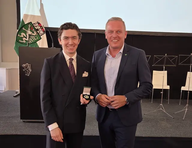 Ulrich Klug mit dem Landeshauptmann Mario Kunasek