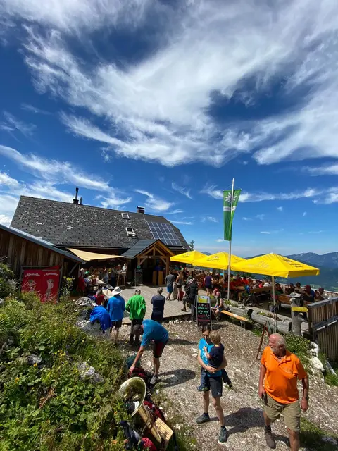 Bei der Zellerhütte werden gleich mehrere Jubiläen gefeiert. | Foto: Alpenverein TK Windischgarsten/Schmid