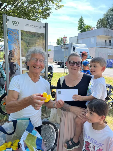 Die Gewinner freuten sich über Gutscheine. | Foto: Stadtgemeinde Gallneukirchen