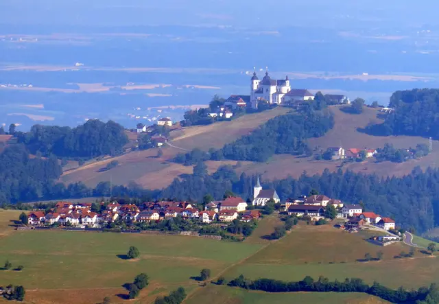 Top Blick vom Aussichtsturm Richtung Sonntagberg