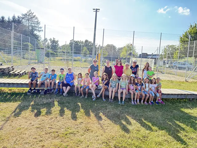 16 Kinder verbrachten bei der Lese- und Spielenacht in Lichtenberg eine abwechslungsreiche Nacht mit Spielen, Geschichten und jeder Menge Lesespaß. | Foto: Christian Wöss