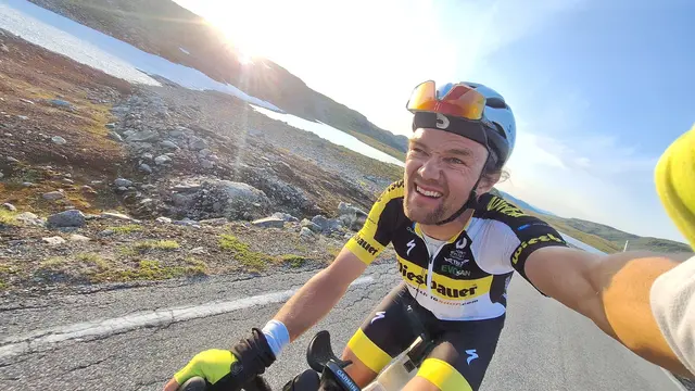 Nach 1.900 Kilometern ist Schluss: Christoph Strasser muss das Transcontinental Race krankheitsbedingt abbrechen. | Foto: Christoph Strasser/Privat