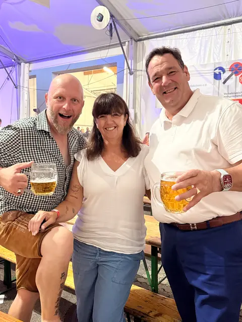 Marcell Randa-Frank, Michaela Müllner und Markus Waldner | Foto: Johanna Hoblik/Gemeinde Brunn