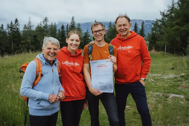 Peter Habeler, Lara Klein, Johannes Staud, Gerhard Schilling. | Foto: Roman Königshofer/Almdudler