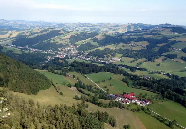 Weiter Blick von der Haselsteinwand nach Ybbsitz
