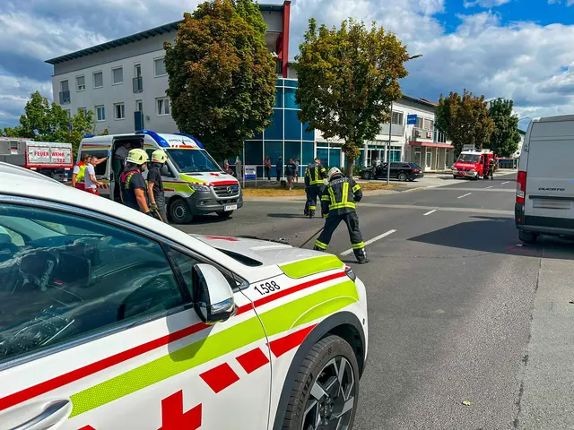 Die Stadtfeuerwehr Oberwart, Rettung und Polizei waren im Einsatz. | Foto: Stadtfeuerwehr Oberwart