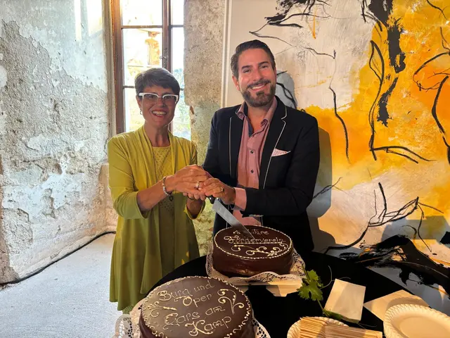 Obfrau Andrea Michalec und Clemens Unterreiner. | Foto: Manuela Danzinger