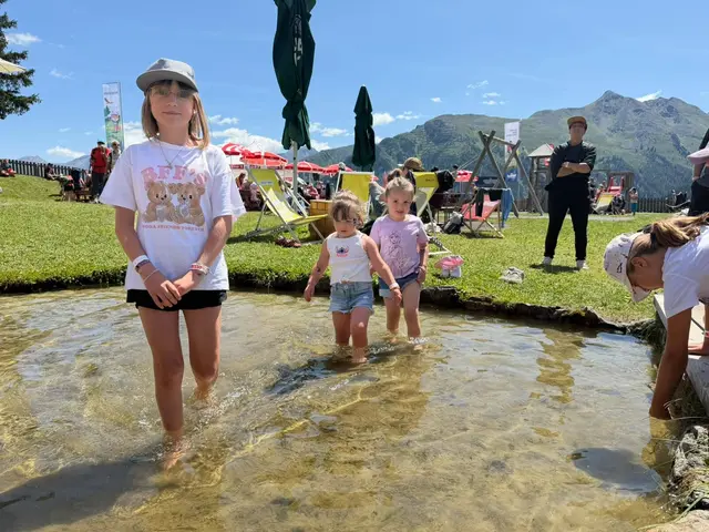 Ab ins kühle Nass zum abkühlen! | Foto: ORF Tirol/Lena Ritter