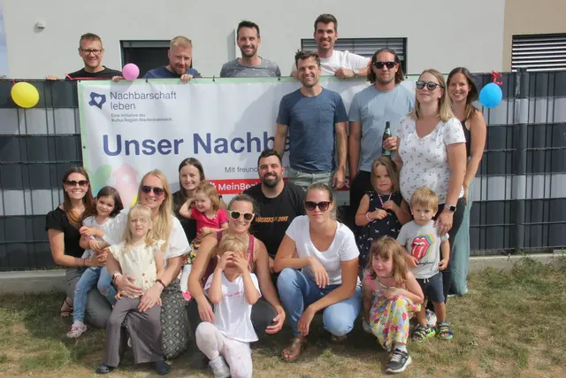 Ein Zeichen guter Nachbarschaft beim Grätzlfest. | Foto: Mold