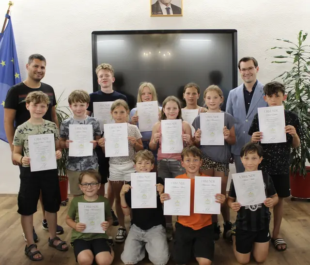 Zu Gast im Gemeinderat: Kinder und Jugendliche in Turnau tagten im Nachwuchsgremium in vier Sitzungen.  | Foto: Marktgemeinde Turnau