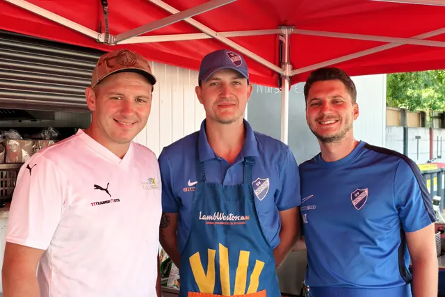 Alfred Förster, Noah Lutz und Matthias Zentner sorgten für das leibliche Wohl. | Foto: Christian Nowotny