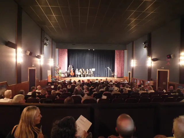 Den Festakt eröffnete das Ensemble ConArco der Musikschule Oberpullendorf unter der Leitung von Martin Kocsis.  | Foto: Alena Kulman
