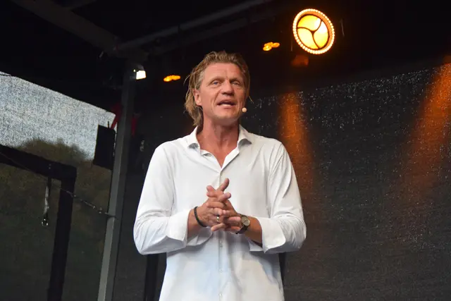 Kabarettist Gery Seidl krönte das Kabarettfestival in Henndorf