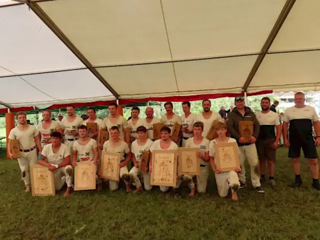 Die besten Ranggler des Tages mit ihren wohlverdienten Ehrungen. | Foto: Salzburger Rangglerverband.