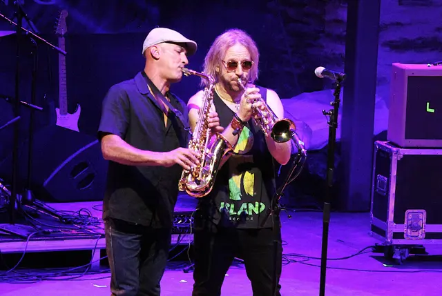 Chris Aldridge und Scott Ralph begeisterten im Samstag-Finale des Blues &amp; More Festivals. | Foto: Peter Seper