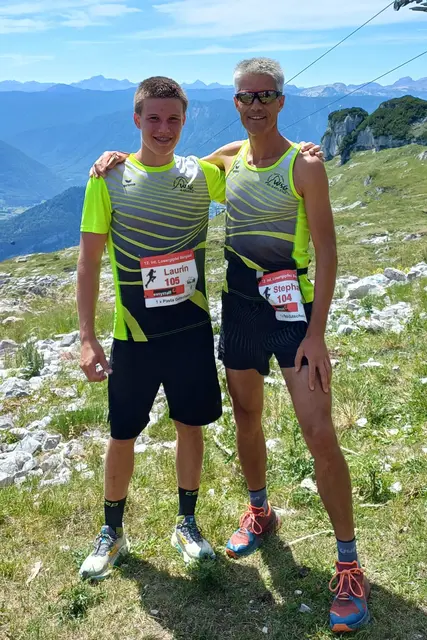 Laurin (li.) und Stephan Schönberger nach dem Zieleinlauf beim Loserfenster.
 | Foto: WSG