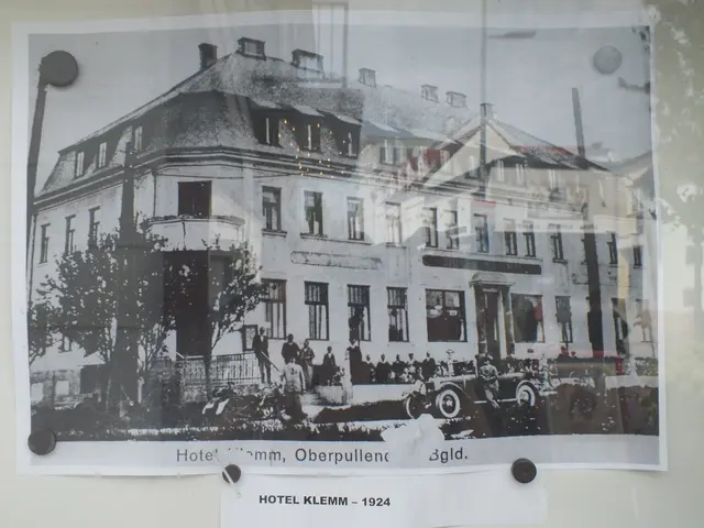 Das erste Kino in Oberpullendorf und das zweite in ganz Burgenland eröffnete 1926 im damaligen Hotel Klemm, dort wo sich heute das Kloster befindet.  | Foto: Alena Kulman