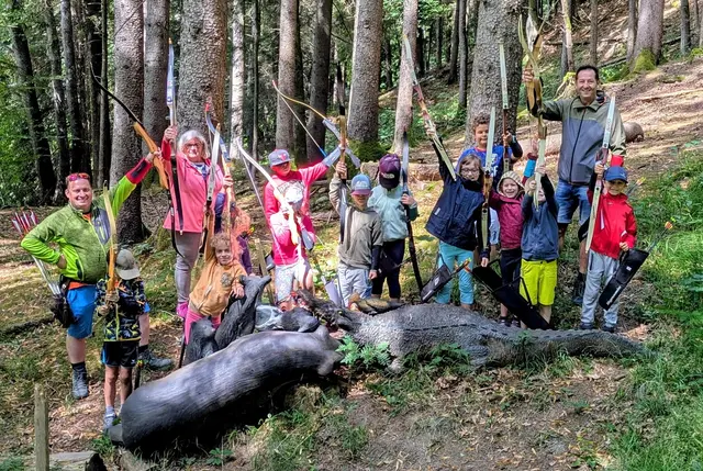 Bei idealem Sommerwetter verwandelte sich das Gelände des Bogensportvereins Pyhrn-Priel in einen Abenteuerspielplatz für zahlreiche Kinder.  | Foto: Pawluk