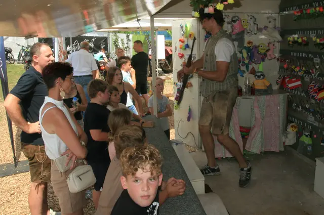 Reger Andrang herrschte beim Schießstand | Foto: Gerhard Langmann