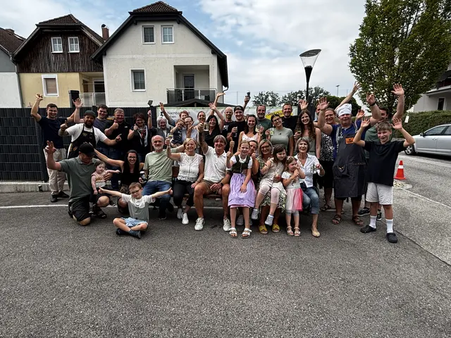 "Wir halten zusammen und helfen uns gegenseitig", sind sich die Bewohner der Pfarrwiese einig. | Foto: Eva Dietl-Schuller