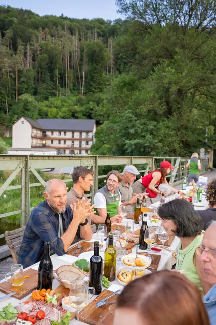 Gemeinsames Abschlussessen | Foto: T.Nunner_NP Thayatal