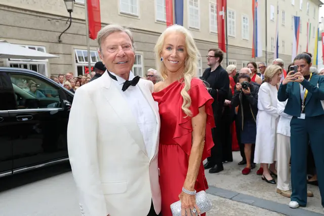 Hans-Peter Wild mit Christine Drage | Foto: Land Salzburg / Franz Neumayr