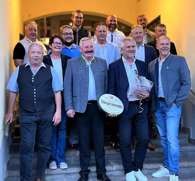 Vorne: Nationalrat Franz Hörl, Bürgermeister Martin Kammerlander, Andreas Haas,  Bürgermeister-Stellvertreter Dietmar Tschugg
 | Foto: Gem. Gerlos