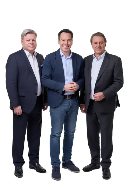 Abgeordneter zum Nationalrat WBNÖ Direktor Harald Servus, Teilbezirksgruppenobmann in Purkersdorf Andreas Kirnberger und WKNÖ Präsident WBNÖ Landesgruppenobmann Wolfgang Ecker über die Senkung der Lohnnebenkosten. | Foto: WBNOE/Monihart