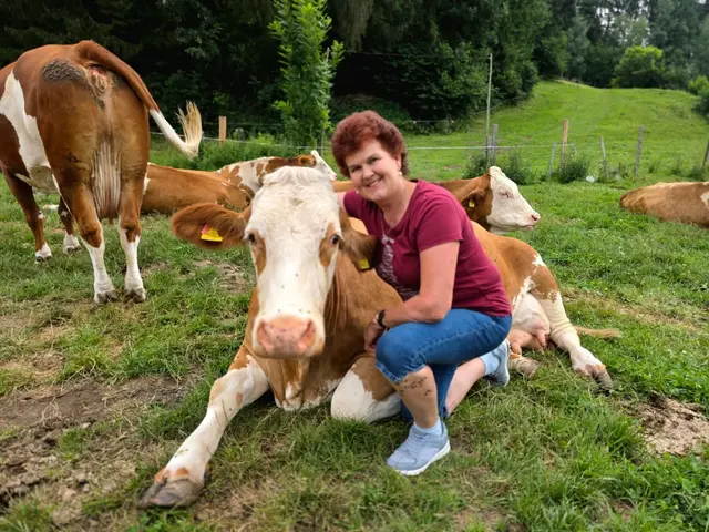 Silvia Rößler ist Bäuerin aus Überzeugung. Das Wohl der Tiere liegt ihr besonders am Herzen.
 | Foto: Zeislerhof