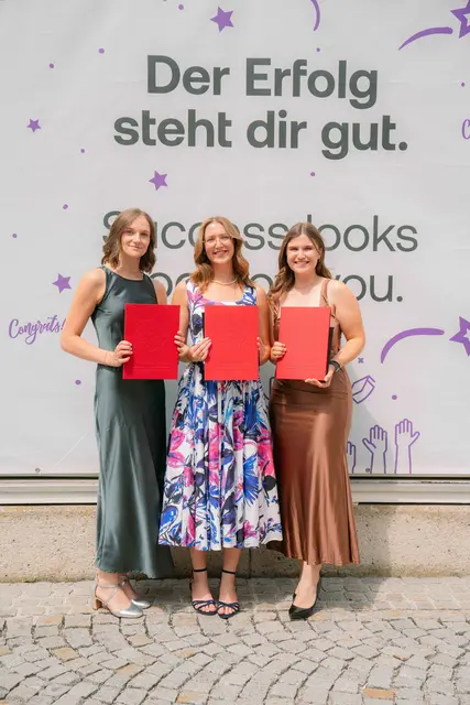 Die Bachelor- und Master-Absolvent:innen verlassen den Campus Steyr mit fundiertem Fachwissen, wertvoller Praxiserfahrung und besten Voraussetzungen für ihre weitere Karriere. | Foto: FH OÖ/Story3