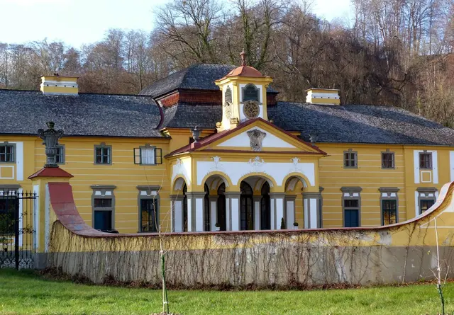 Das Schloss Neuwartenburg. | Foto: A. Gasselsberger