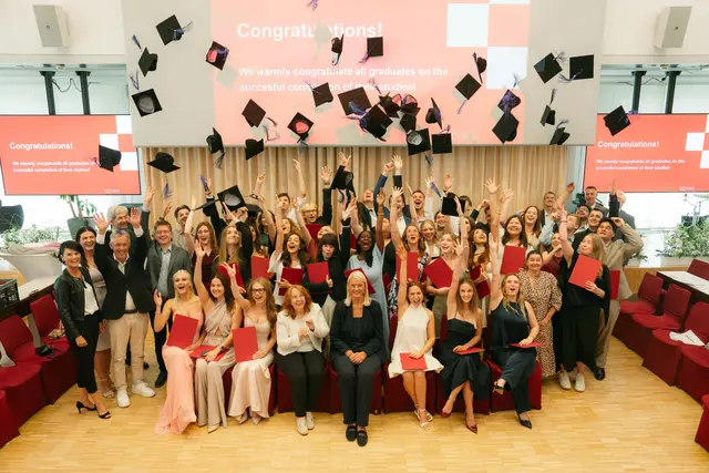168 Studierende haben erfolgreich ihr Wirtschaftsstudium absolviert und feierten am FH OÖ Campus Steyr ihre Sponsion. | Foto: FH OÖ/Story3