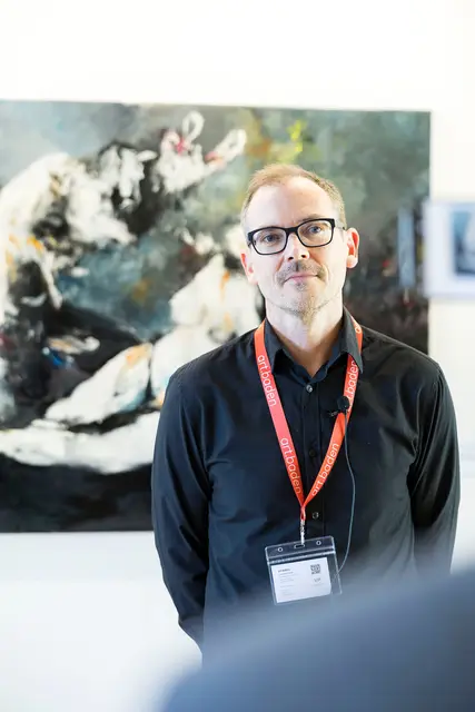 Die Art Baden war ein Veranstaltungserfolg und wird 2027 wiederholt, so Initiator Christopher Lane (vor Javier de la Cruz) | Foto: Àkos Burg