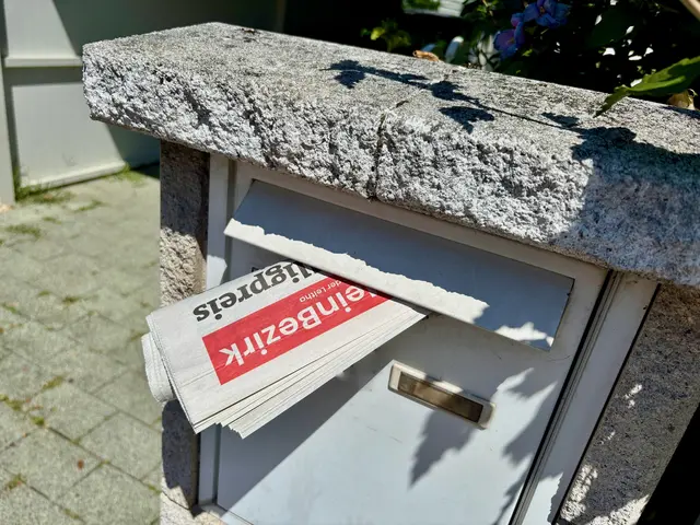 MeinBezirk ist jede Woche druckfrisch in der Post.  | Foto: RMA