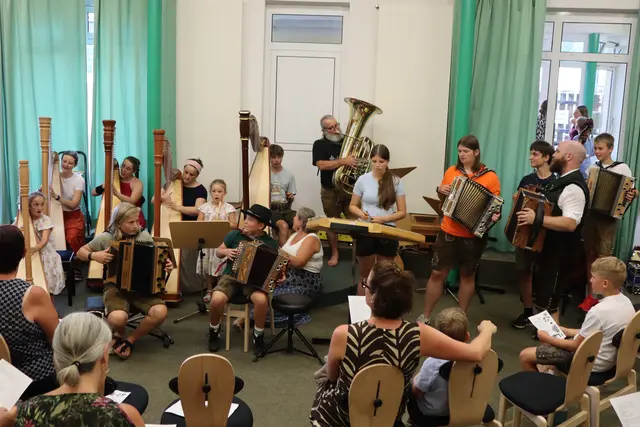 Es waren emotionale Vorspielstunden, mit denen sich die Musikschule Bad Gams verabschiedete. | Foto: Gabi Strunz