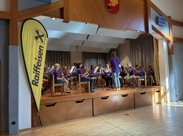 Beim Abschlusskonzert präsentierten die Teilnehmenden des Jungmusikercamps ihr in wenigen Tagen erarbeitetes Können. | Foto: Jungmusikercamp Außerferner Musikbund
